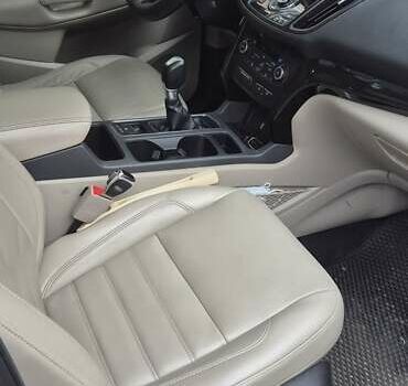 Бежевый Форд Эскейп, объемом двигателя 2 л и пробегом 178 тыс. км за 17000 $, фото 6 на Automoto.ua