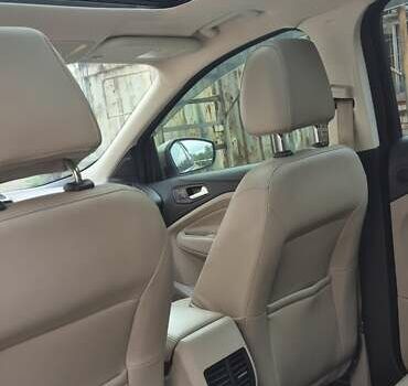 Бежевый Форд Эскейп, объемом двигателя 2 л и пробегом 178 тыс. км за 17000 $, фото 15 на Automoto.ua