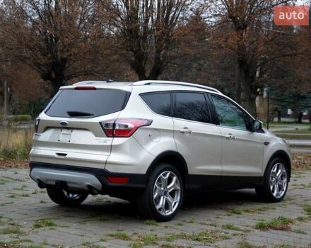 Бежевый Форд Эскейп, объемом двигателя 2 л и пробегом 141 тыс. км за 14900 $, фото 15 на Automoto.ua