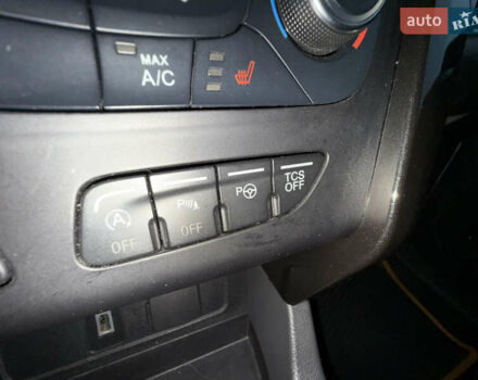 Бежевый Форд Эскейп, объемом двигателя 2 л и пробегом 128 тыс. км за 15990 $, фото 18 на Automoto.ua