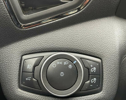 Бежевий Форд Ескейп, об'ємом двигуна 1.5 л та пробігом 227 тис. км за 13400 $, фото 12 на Automoto.ua