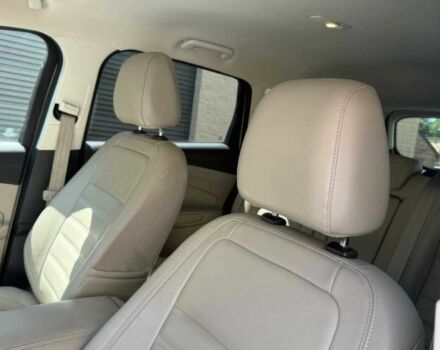 Бежевый Форд Эскейп, объемом двигателя 1.5 л и пробегом 57 тыс. км за 3700 $, фото 11 на Automoto.ua