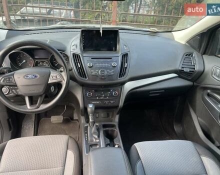 Бежевый Форд Эскейп, объемом двигателя 1.5 л и пробегом 235 тыс. км за 9350 $, фото 24 на Automoto.ua