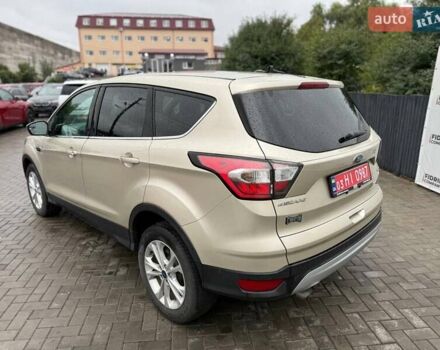 Форд Эскейп 2017 в Луцке на Automoto.ua Бежевый Форд Эскейп, объемом двигателя 1.5 л и пробегом 139 тыс. км за 10500 $, фото 1 на Automoto.ua
