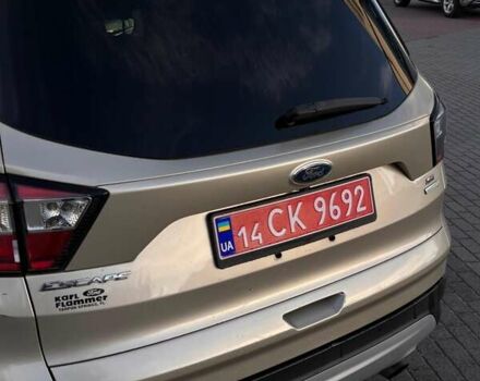 Бежевый Форд Эскейп, объемом двигателя 0 л и пробегом 164 тыс. км за 10899 $, фото 6 на Automoto.ua