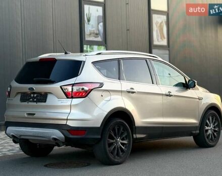 Бежевий Форд Ескейп, об'ємом двигуна 1.5 л та пробігом 38 тис. км за 13800 $, фото 7 на Automoto.ua