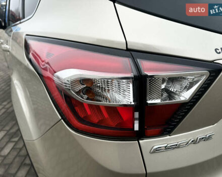 Бежевый Форд Эскейп, объемом двигателя 1.5 л и пробегом 161 тыс. км за 10499 $, фото 19 на Automoto.ua