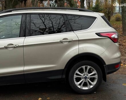 Бежевый Форд Эскейп, объемом двигателя 1.5 л и пробегом 57 тыс. км за 13990 $, фото 9 на Automoto.ua