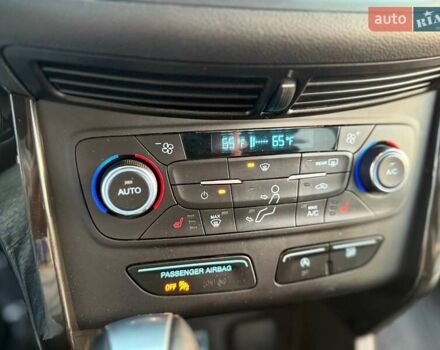 Бежевий Форд Ескейп, об'ємом двигуна 1.5 л та пробігом 38 тис. км за 13800 $, фото 15 на Automoto.ua