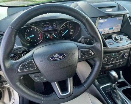 Бежевий Форд Ескейп, об'ємом двигуна 0 л та пробігом 112 тис. км за 8600 $, фото 12 на Automoto.ua