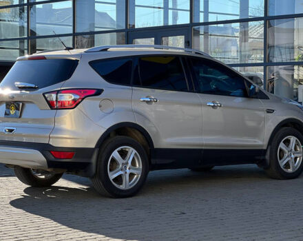 Бежевый Форд Эскейп, объемом двигателя 2.5 л и пробегом 60 тыс. км за 15800 $, фото 5 на Automoto.ua