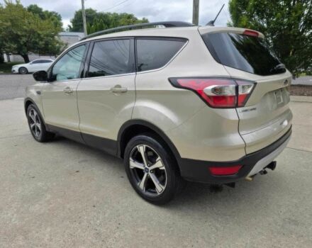 Бежевий Форд Ескейп, об'ємом двигуна 1.5 л та пробігом 43 тис. км за 11000 $, фото 4 на Automoto.ua