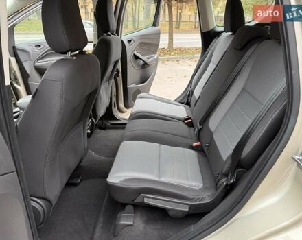 Бежевый Форд Эскейп, объемом двигателя 2.5 л и пробегом 46 тыс. км за 14700 $, фото 22 на Automoto.ua