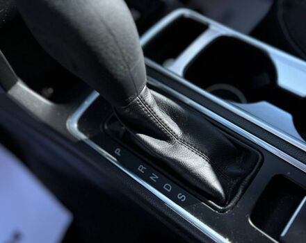 Бежевый Форд Эскейп, объемом двигателя 2.5 л и пробегом 60 тыс. км за 15800 $, фото 12 на Automoto.ua