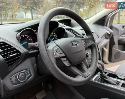 Бежевый Форд Эскейп, объемом двигателя 2.5 л и пробегом 46 тыс. км за 14700 $, фото 17 на Automoto.ua