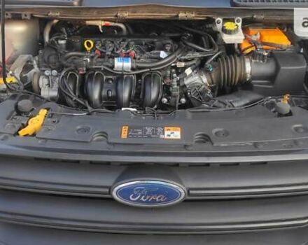 Бежевий Форд Ескейп, об'ємом двигуна 2.49 л та пробігом 38 тис. км за 16800 $, фото 6 на Automoto.ua
