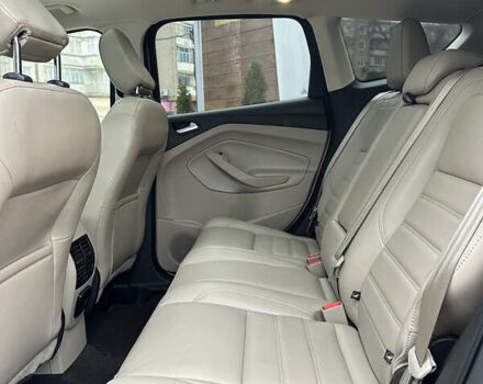 Бежевый Форд Эскейп, объемом двигателя 2 л и пробегом 126 тыс. км за 14400 $, фото 11 на Automoto.ua