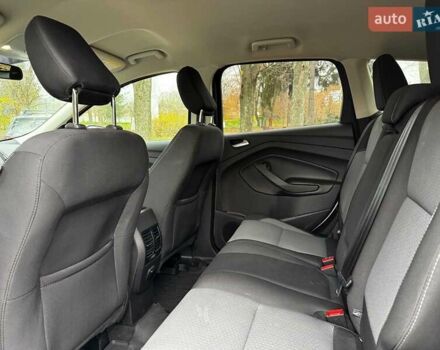 Бежевий Форд Ескейп, об'ємом двигуна 1.5 л та пробігом 57 тис. км за 13990 $, фото 24 на Automoto.ua