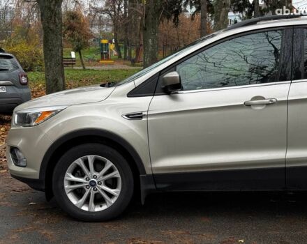 Бежевый Форд Эскейп, объемом двигателя 1.5 л и пробегом 57 тыс. км за 13990 $, фото 10 на Automoto.ua