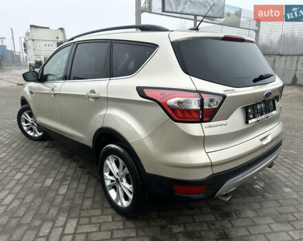 Бежевый Форд Эскейп, объемом двигателя 1.5 л и пробегом 161 тыс. км за 10499 $, фото 2 на Automoto.ua