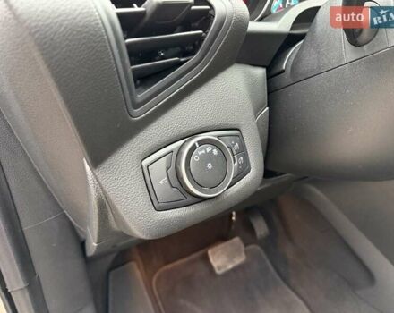 Бежевый Форд Эскейп, объемом двигателя 2.5 л и пробегом 46 тыс. км за 14700 $, фото 16 на Automoto.ua