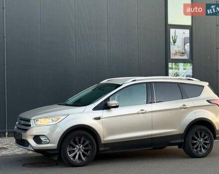 Бежевий Форд Ескейп, об'ємом двигуна 1.5 л та пробігом 38 тис. км за 13800 $, фото 24 на Automoto.ua