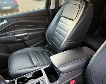 Бежевий Форд Ескейп, об'ємом двигуна 1.5 л та пробігом 38 тис. км за 13800 $, фото 31 на Automoto.ua