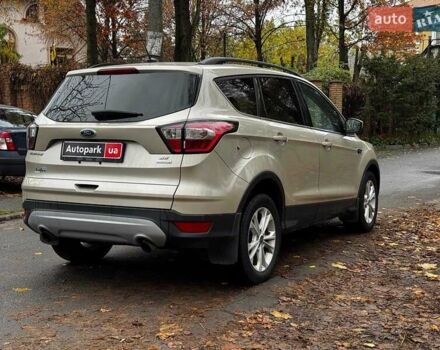 Бежевий Форд Ескейп, об'ємом двигуна 1.5 л та пробігом 57 тис. км за 13990 $, фото 6 на Automoto.ua