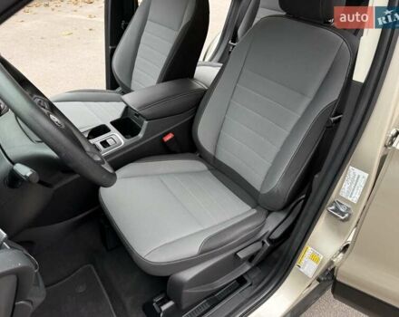 Бежевый Форд Эскейп, объемом двигателя 2.5 л и пробегом 46 тыс. км за 14700 $, фото 14 на Automoto.ua