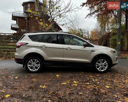 Бежевий Форд Ескейп, об'ємом двигуна 1.5 л та пробігом 57 тис. км за 13990 $, фото 5 на Automoto.ua