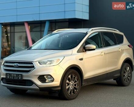 Бежевий Форд Ескейп, об'ємом двигуна 1.5 л та пробігом 38 тис. км за 13800 $, фото 12 на Automoto.ua