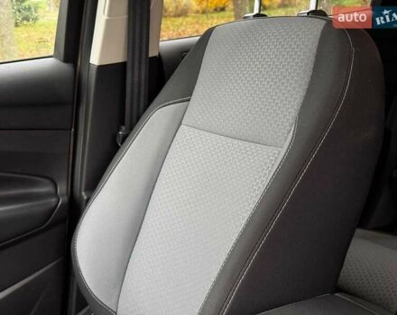 Бежевий Форд Ескейп, об'ємом двигуна 1.5 л та пробігом 57 тис. км за 13990 $, фото 20 на Automoto.ua