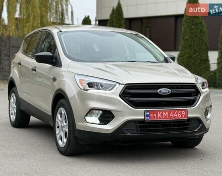 Бежевый Форд Эскейп, объемом двигателя 2.5 л и пробегом 46 тыс. км за 14700 $, фото 3 на Automoto.ua