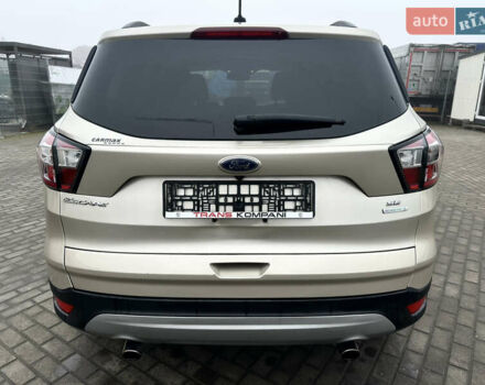 Бежевый Форд Эскейп, объемом двигателя 1.5 л и пробегом 161 тыс. км за 10499 $, фото 6 на Automoto.ua