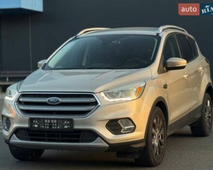 Бежевий Форд Ескейп, об'ємом двигуна 1.5 л та пробігом 38 тис. км за 13800 $, фото 6 на Automoto.ua