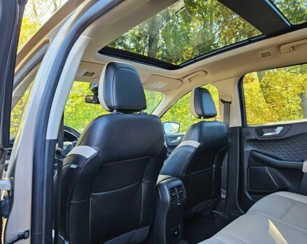 Бежевий Форд Ескейп, об'ємом двигуна 2 л та пробігом 37 тис. км за 4000 $, фото 10 на Automoto.ua