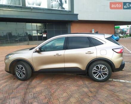 Бежевий Форд Ескейп, об'ємом двигуна 2 л та пробігом 30 тис. км за 22000 $, фото 3 на Automoto.ua