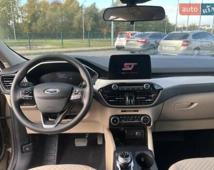 Форд Эскейп 2020 в Львове на Automoto.ua Бежевый Форд Эскейп, объемом двигателя 0 л и пробегом 60 тыс. км за 15500 $, фото 12 на Automoto.ua