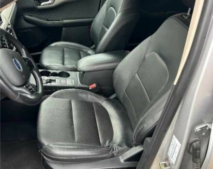 Бежевый Форд Эскейп, объемом двигателя 2.5 л и пробегом 102 тыс. км за 13400 $, фото 14 на Automoto.ua