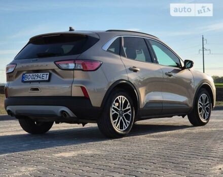 Бежевый Форд Эскейп, объемом двигателя 1.5 л и пробегом 38 тыс. км за 18300 $, фото 4 на Automoto.ua