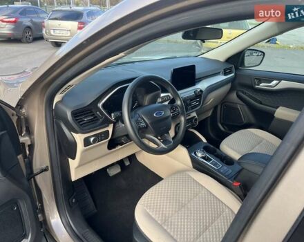 Форд Эскейп 2020 в Львове на Automoto.ua Бежевый Форд Эскейп, объемом двигателя 0 л и пробегом 60 тыс. км за 15500 $, фото 7 на Automoto.ua
