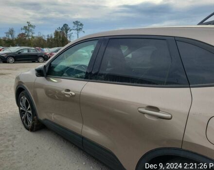 Бежевый Форд Эскейп, объемом двигателя 0 л и пробегом 35 тыс. км за 5500 $, фото 3 на Automoto.ua