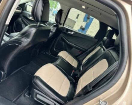 Бежевый Форд Эскейп, объемом двигателя 2.5 л и пробегом 50 тыс. км за 14000 $, фото 7 на Automoto.ua