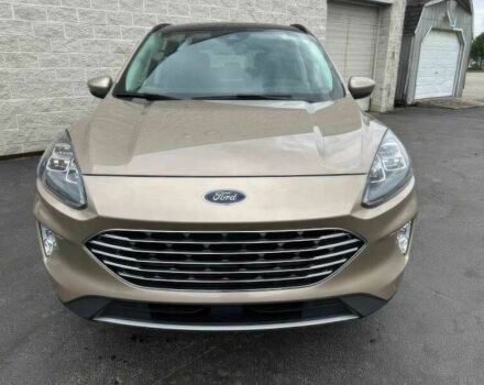 Бежевый Форд Эскейп, объемом двигателя 2.5 л и пробегом 50 тыс. км за 14000 $, фото 1 на Automoto.ua