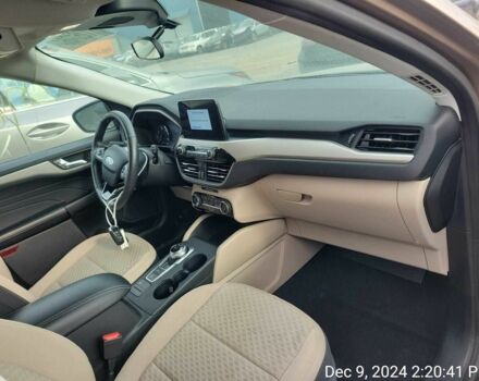 Бежевый Форд Эскейп, объемом двигателя 0 л и пробегом 35 тыс. км за 5500 $, фото 8 на Automoto.ua