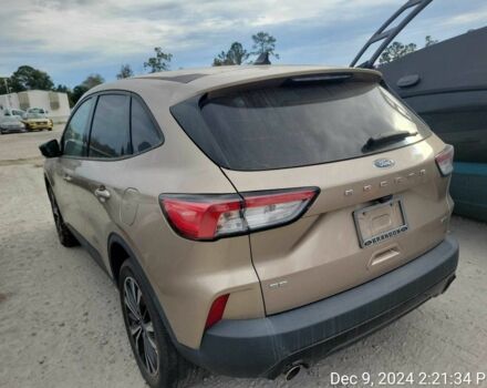 Бежевый Форд Эскейп, объемом двигателя 0 л и пробегом 35 тыс. км за 5500 $, фото 5 на Automoto.ua