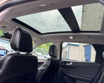 Бежевый Форд Эскейп, объемом двигателя 2.5 л и пробегом 50 тыс. км за 14000 $, фото 8 на Automoto.ua