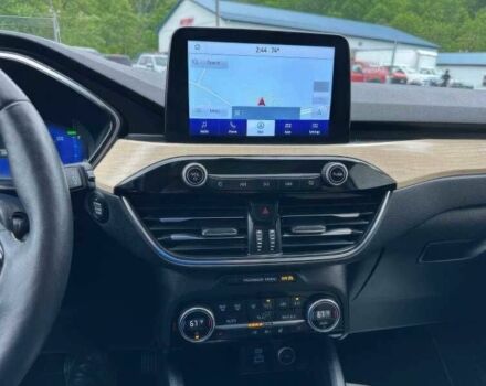 Бежевый Форд Эскейп, объемом двигателя 2.5 л и пробегом 50 тыс. км за 14000 $, фото 10 на Automoto.ua