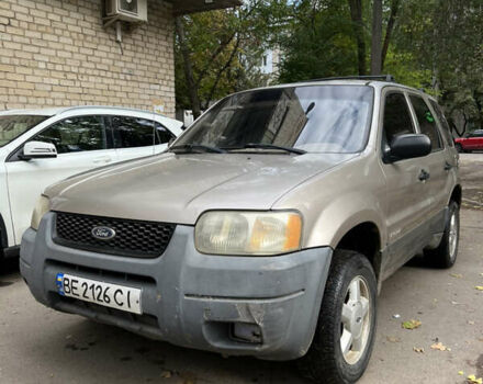 Бежевый Форд Эскейп, объемом двигателя 1.99 л и пробегом 164 тыс. км за 3800 $, фото 1 на Automoto.ua