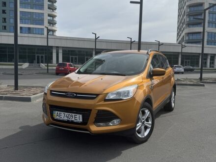 Форд Эскейп 2015 в Днепре (Днепропетровске) на Automoto.ua Бежевый Форд Эскейп, объемом двигателя 2 л и пробегом 177 тыс. км за 10000 $, фото 1 на Automoto.ua